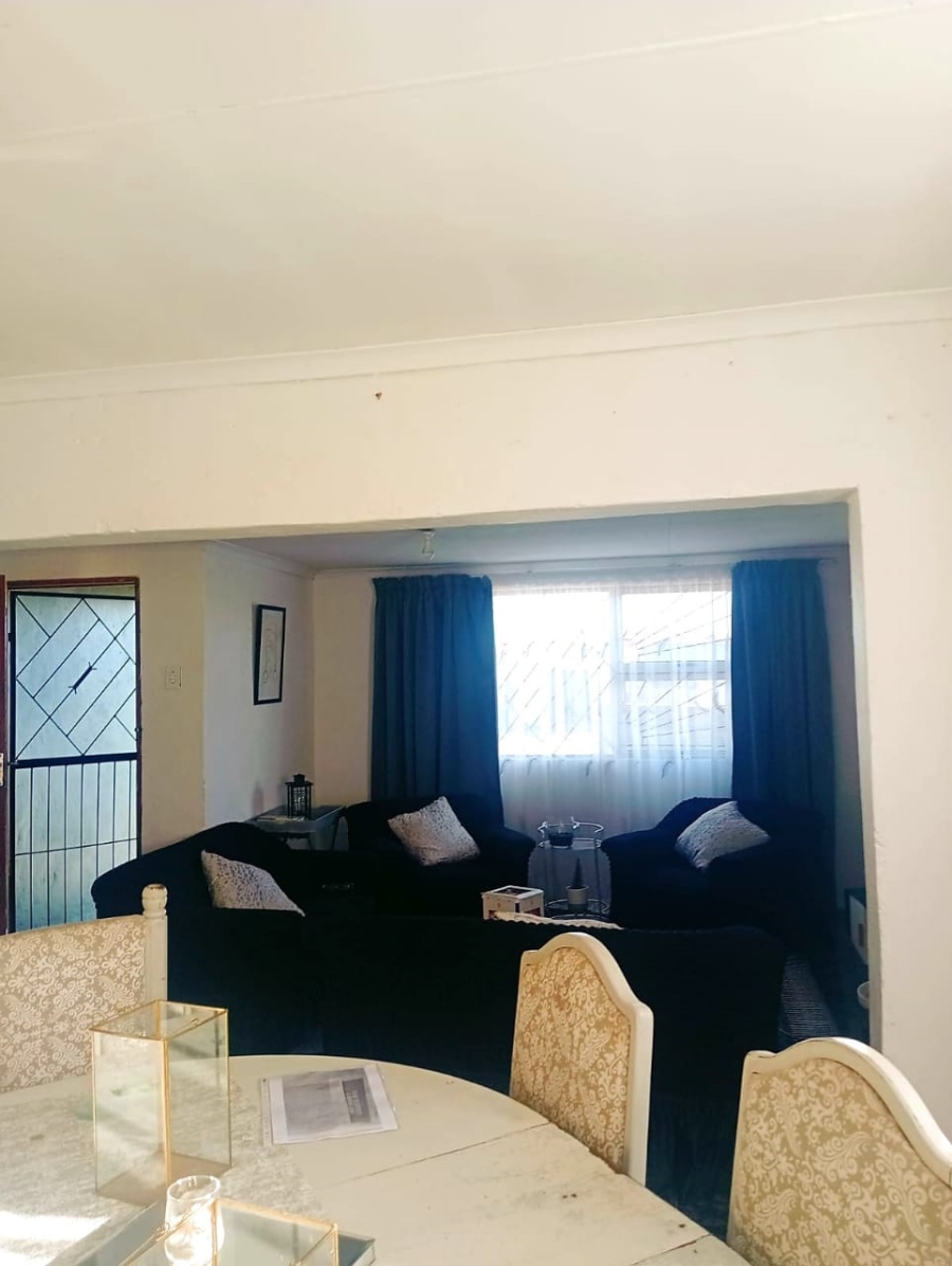 2 Bedroom Property for Sale in Motherwell Nu 8 Eastern Cape